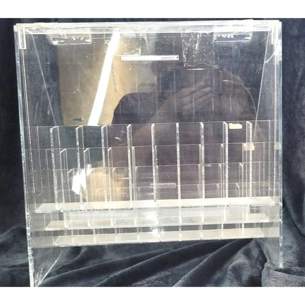 70 Plus New Craft Paintbrushes Mostly Royal‎ Some Loew Cornell comes with Holder